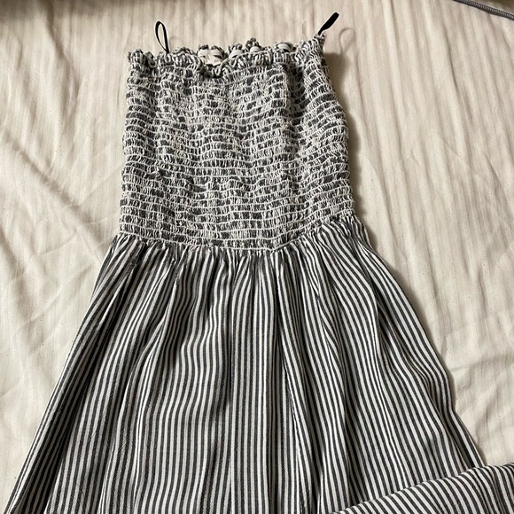 Garage sleeveless Jumpsuit - Picture 3 of 3